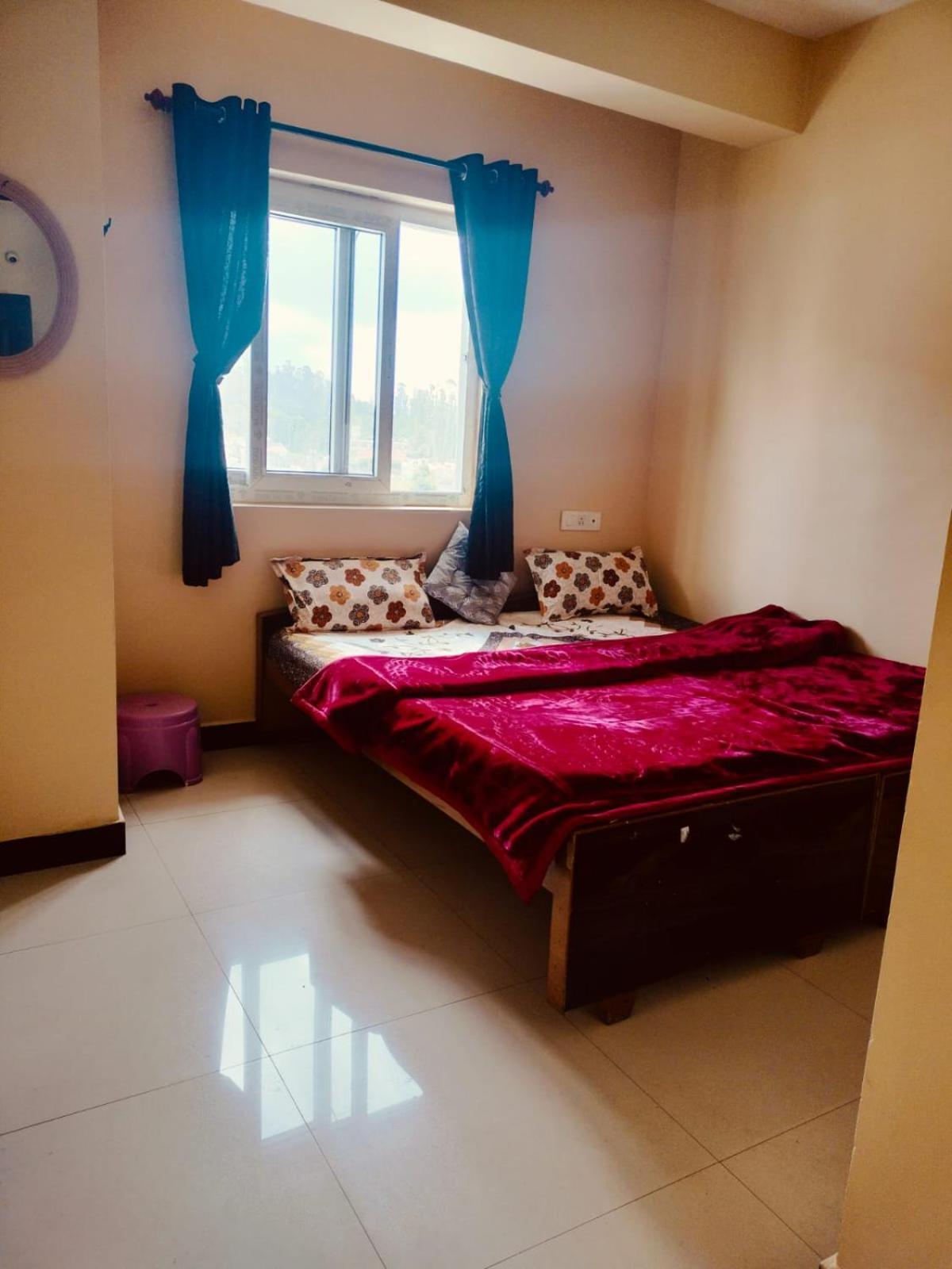 Hrs Budget Rooms Ooty Esterno foto